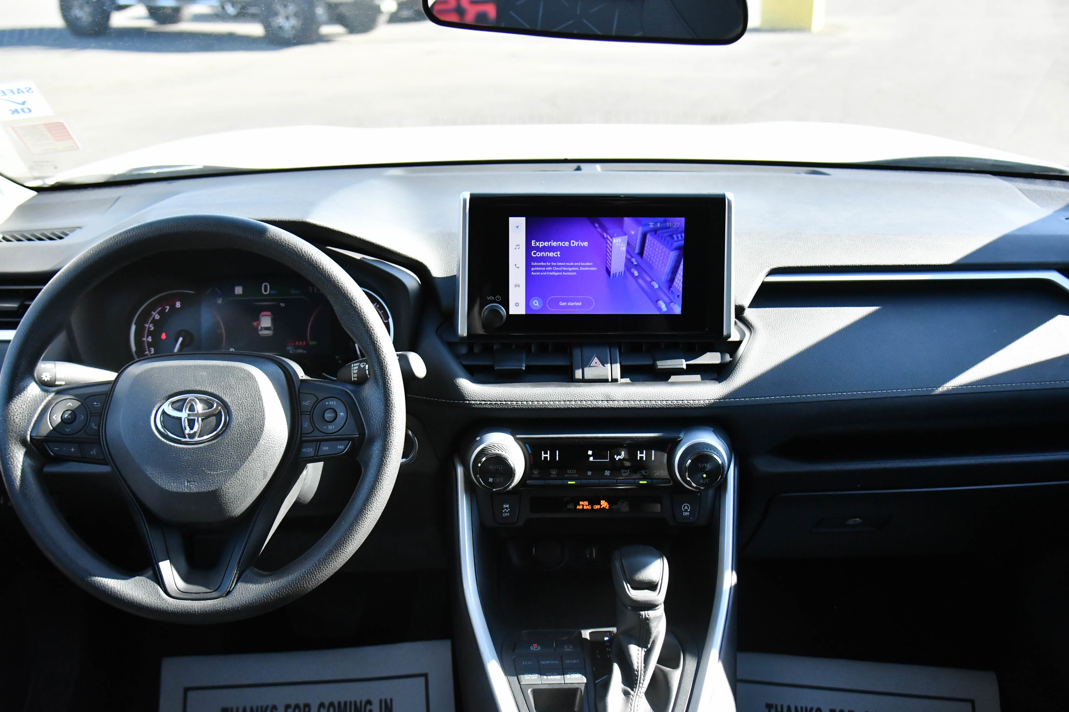 Used 2024 Toyota RAV4 XLE image 37