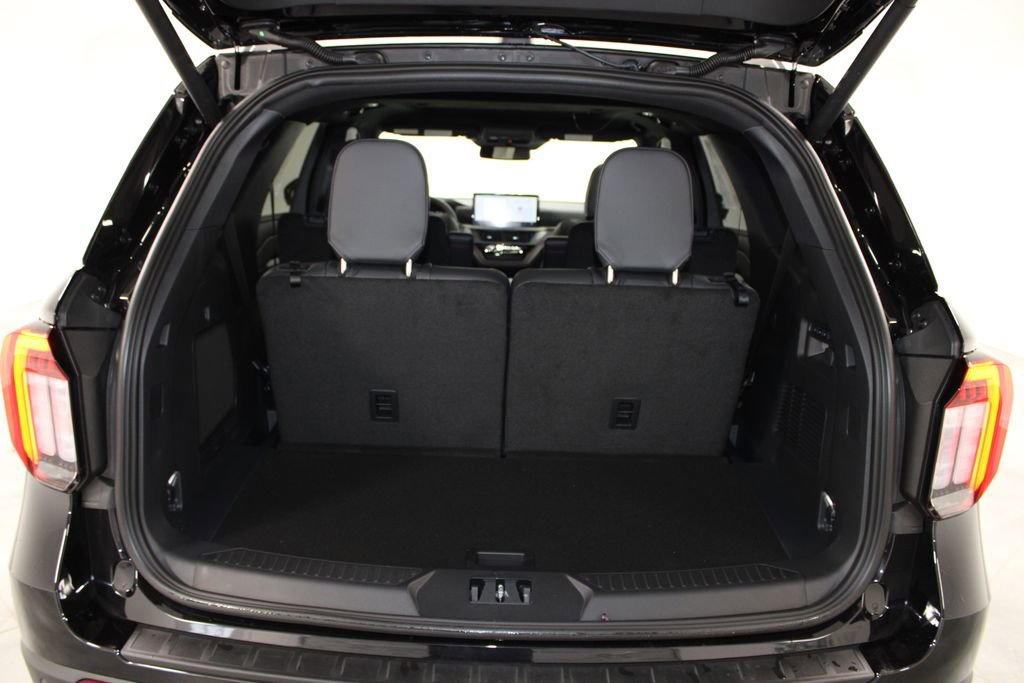 New 2026 Ford Explorer ST w/ Sun And Sound Package image 15