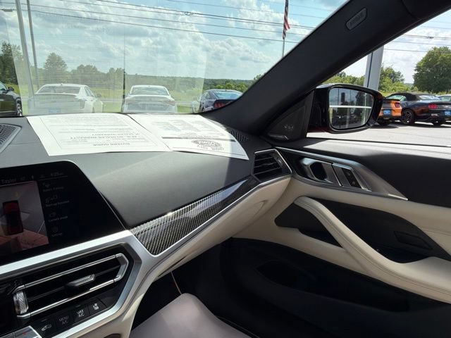 Used 2021 BMW M4 Competition w/ M Carbon Exterior Package RWD image 32