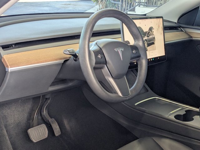 Used 2023 Tesla Model Y Long Range image 10