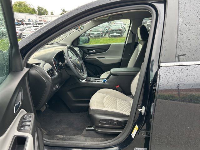 Used 2021 Chevrolet Equinox LT w/ Driver Convenience Package AWD/4WD image 7