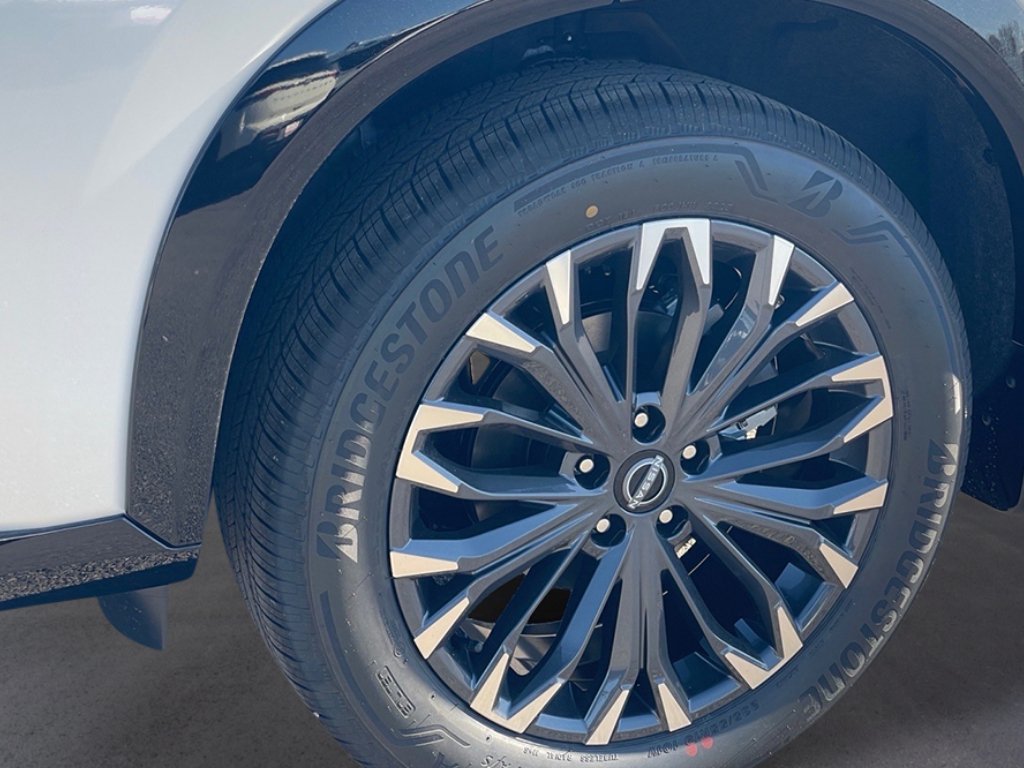 New 2026 Nissan Rogue Platinum AWD/4WD image 9