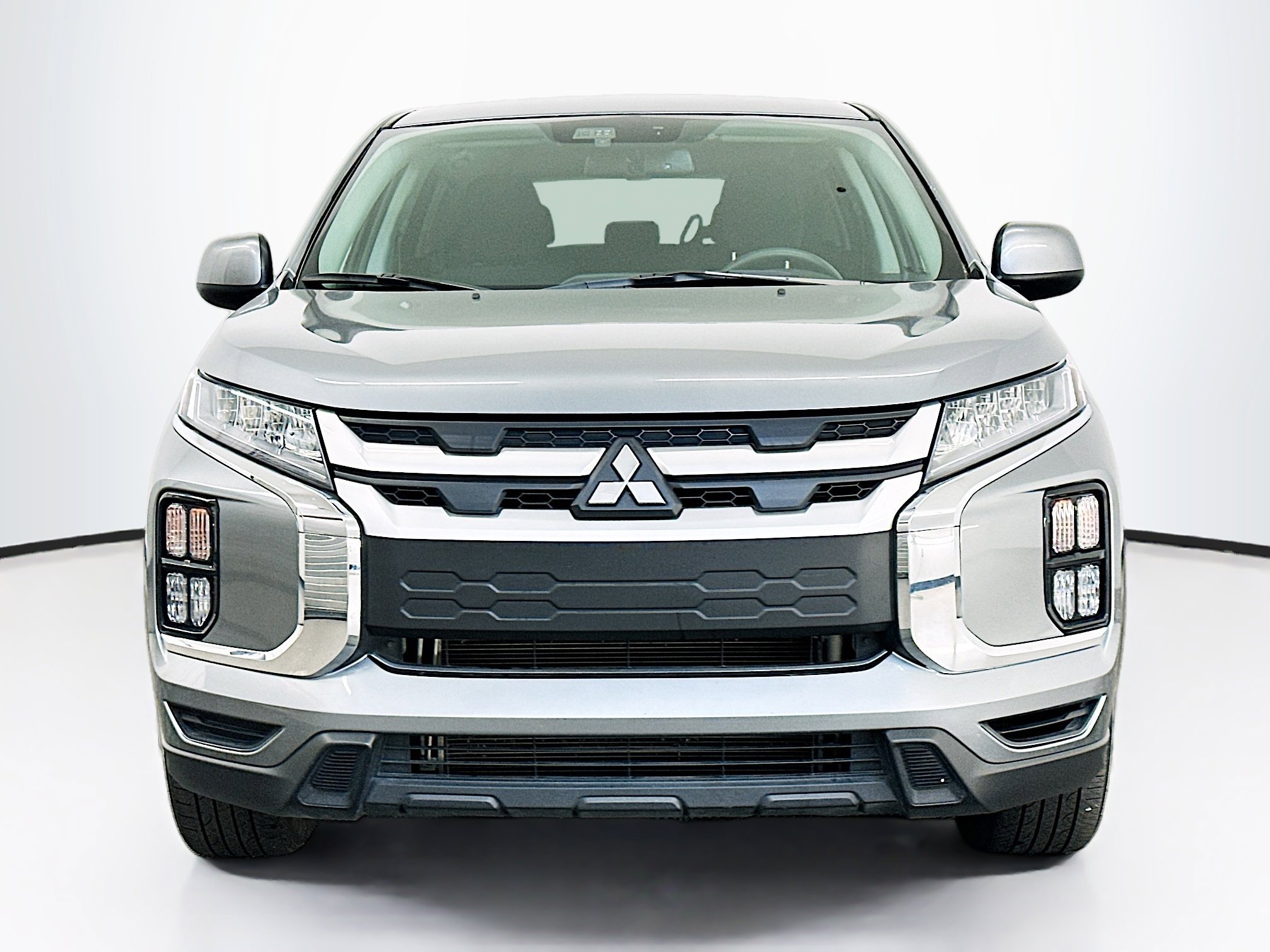 Used 2025 Mitsubishi Outlander Sport ES AWD/4WD image 2