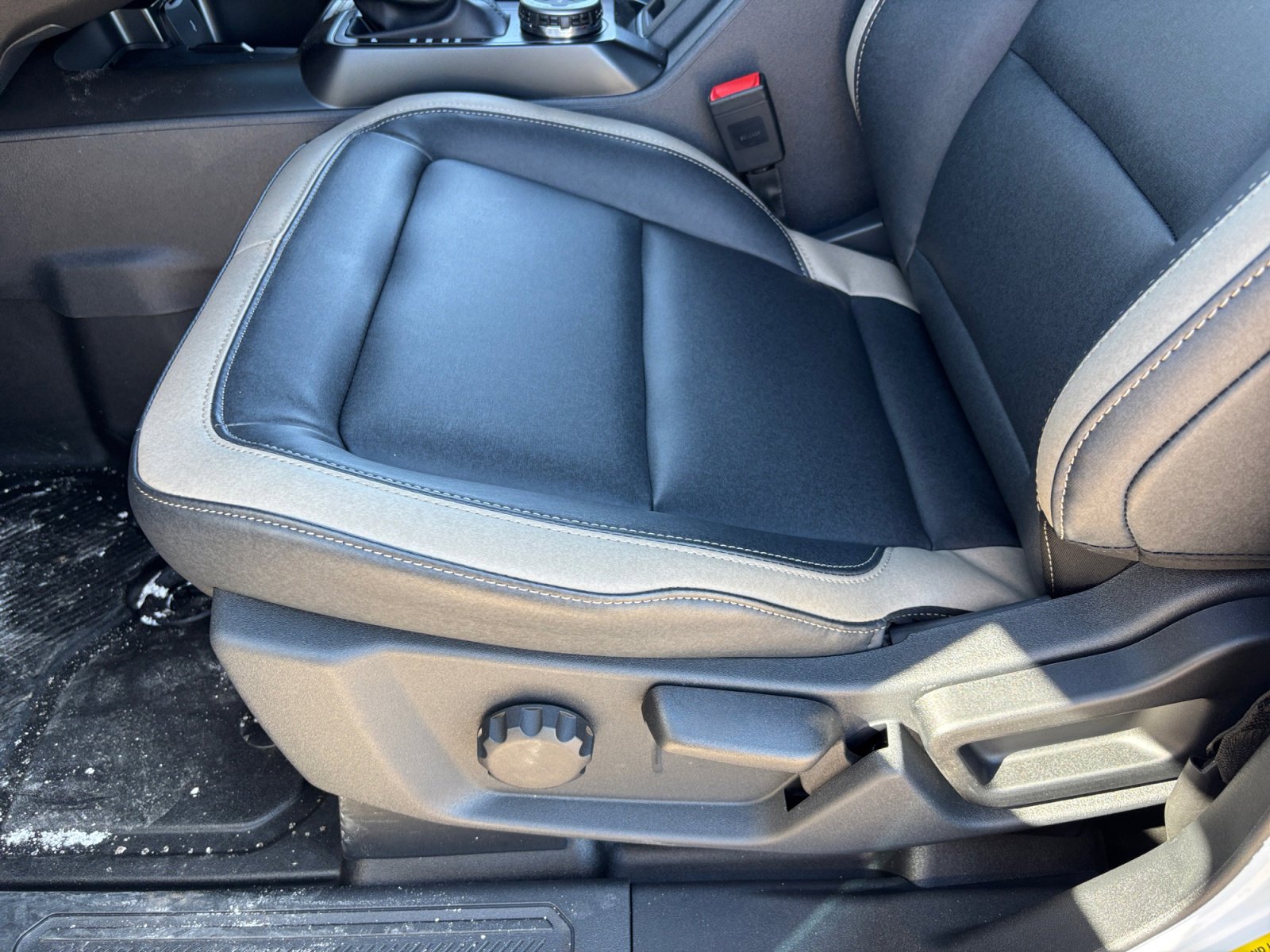 New 2026 Ford Bronco Big Bend w/ Black Diamond Package image 13