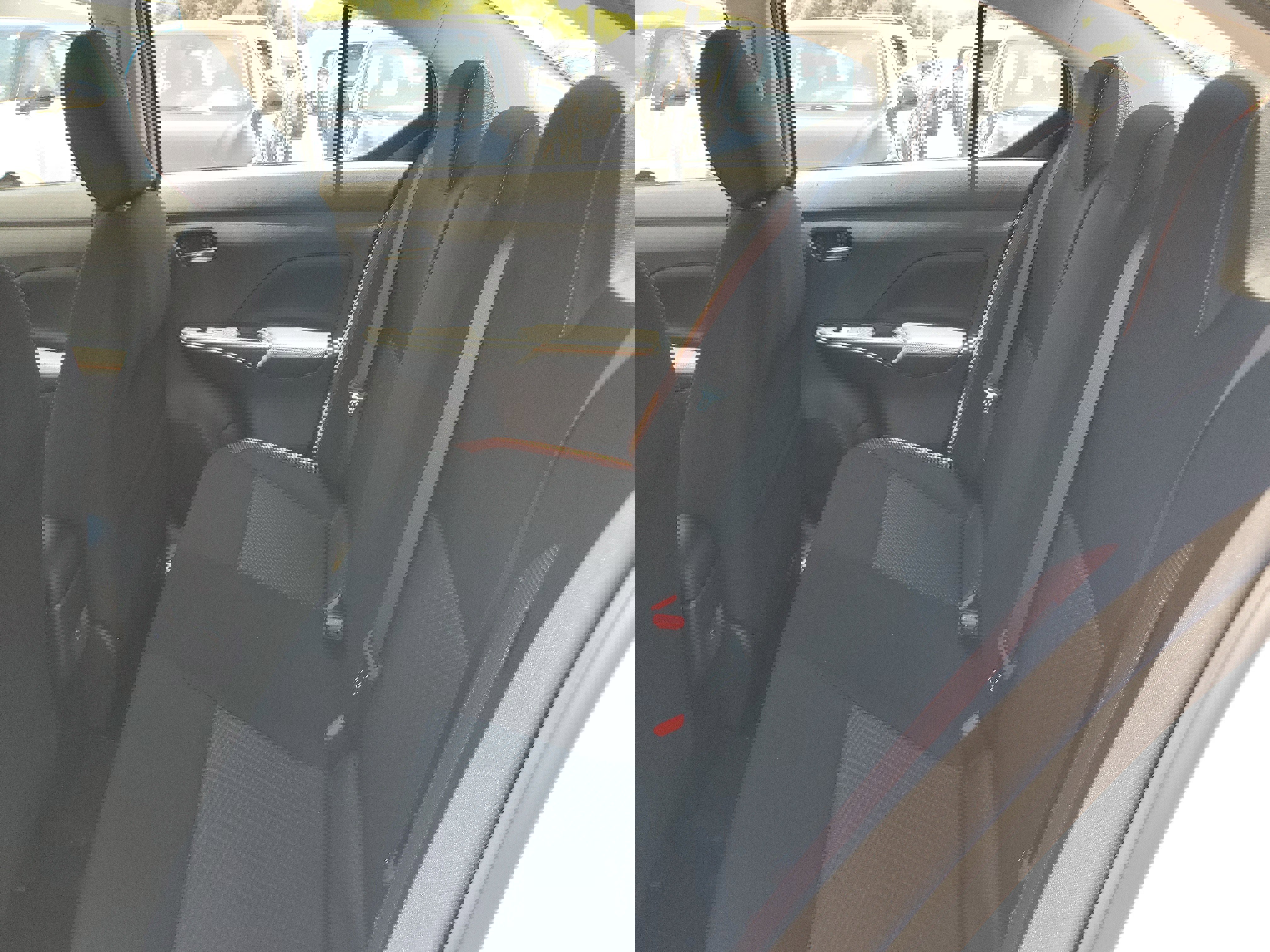 New 2025 Nissan Versa SR w/ Trunk Package image 17