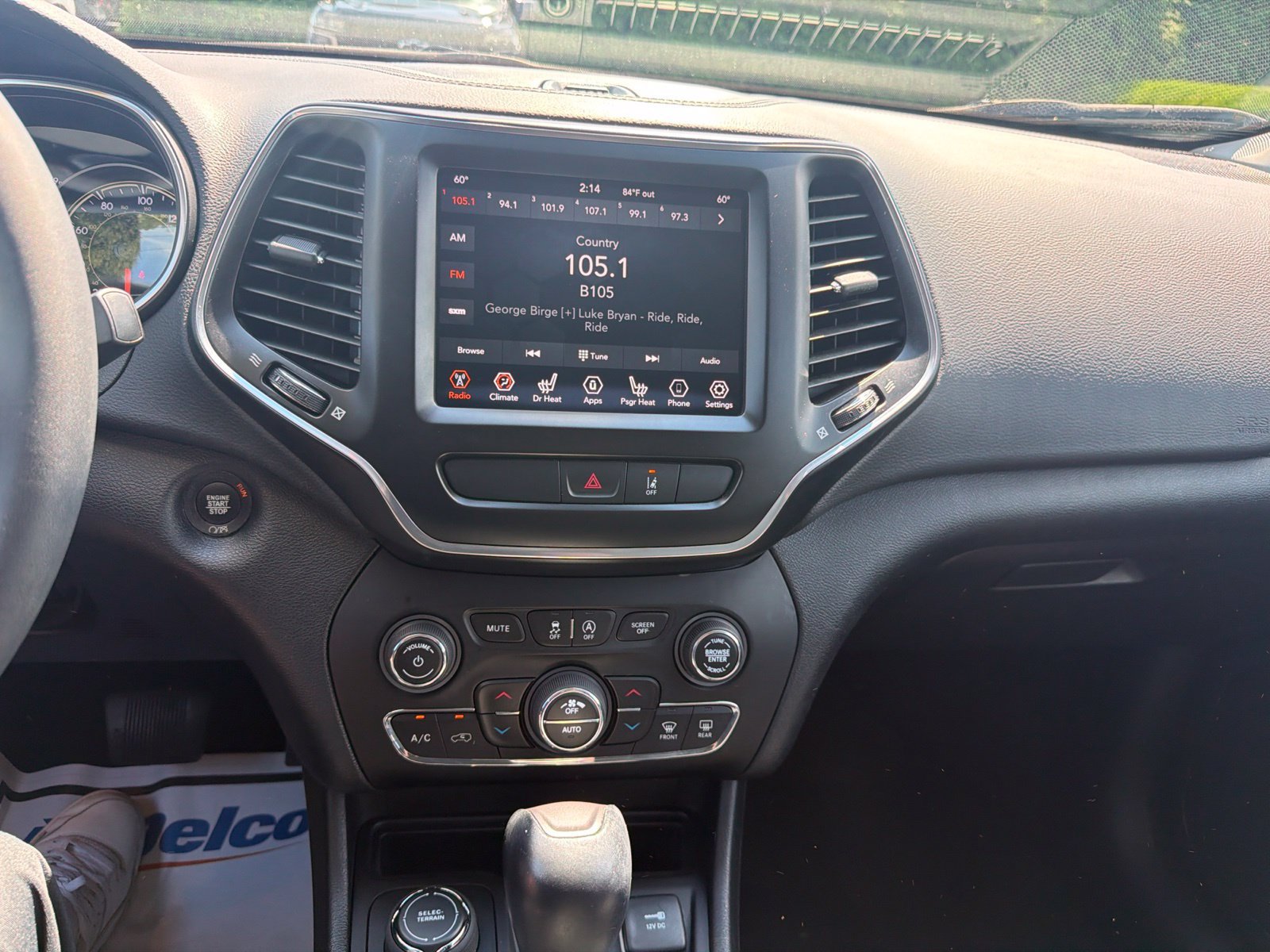 Used 2022 Jeep Cherokee Latitude Lux AWD/4WD image 11