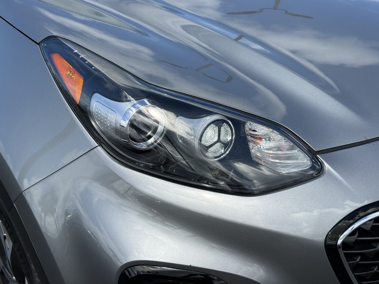 Used 2022 Kia Sportage EX w/ EX Technology Package FWD image 10