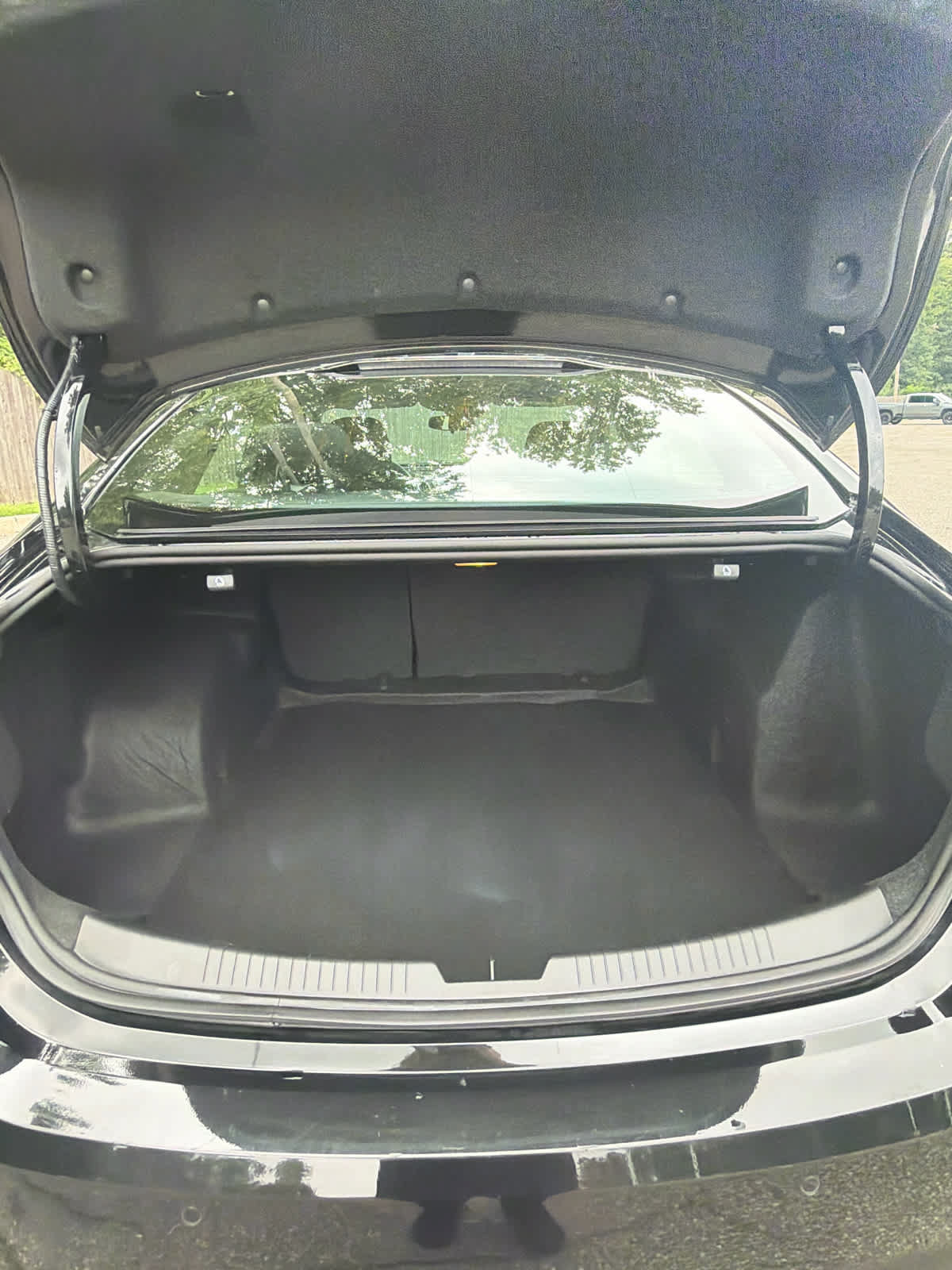 Used 2025 Chevrolet Malibu LT FWD image 12