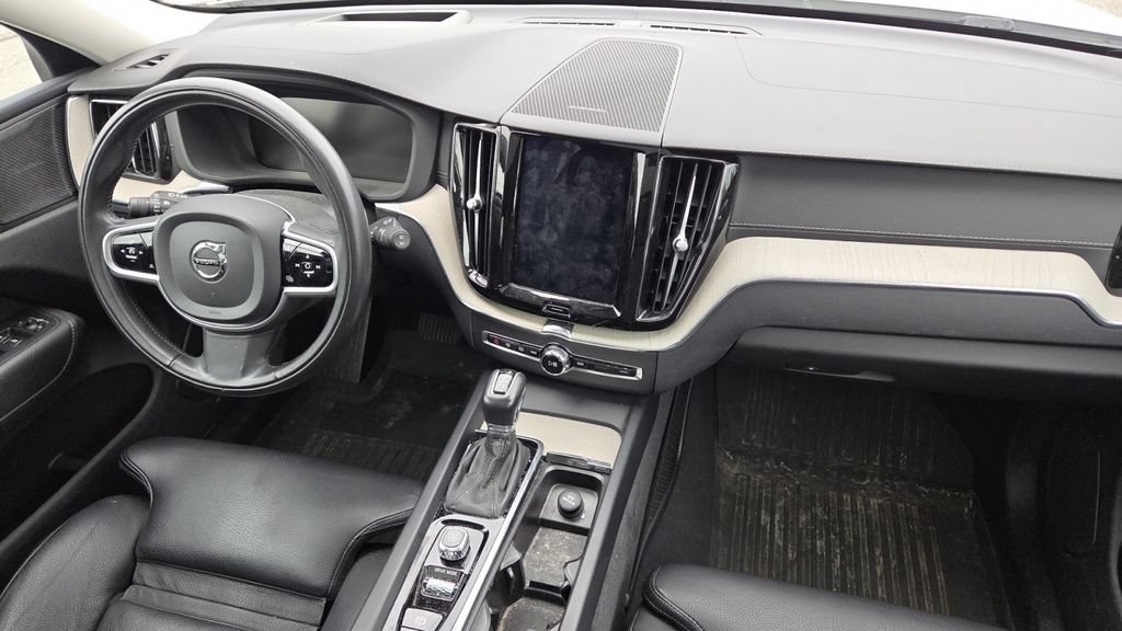 Used 2020 Volvo XC60 T5 Inscription AWD/4WD image 14