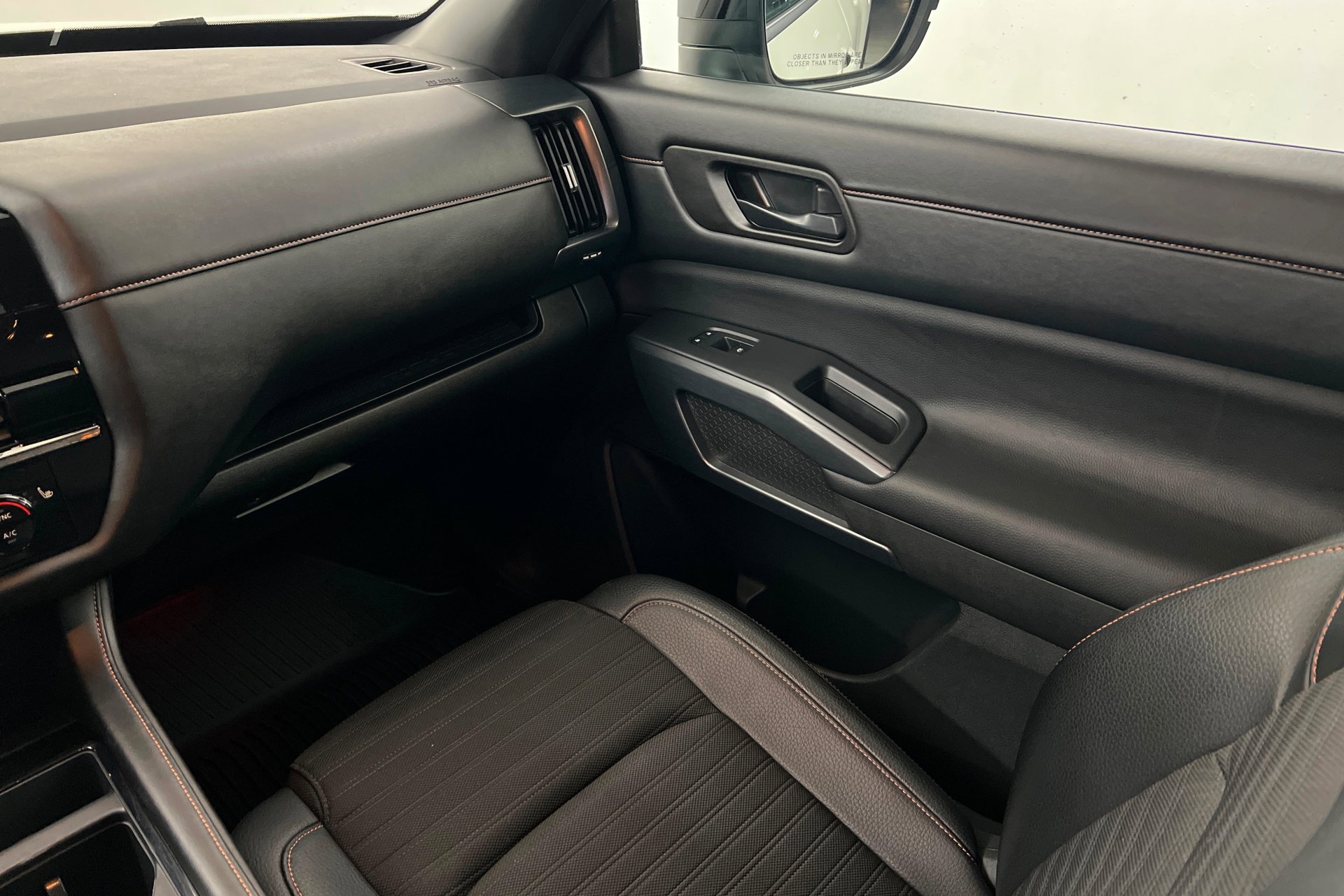 Used 2024 Nissan Pathfinder Rock Creek image 11