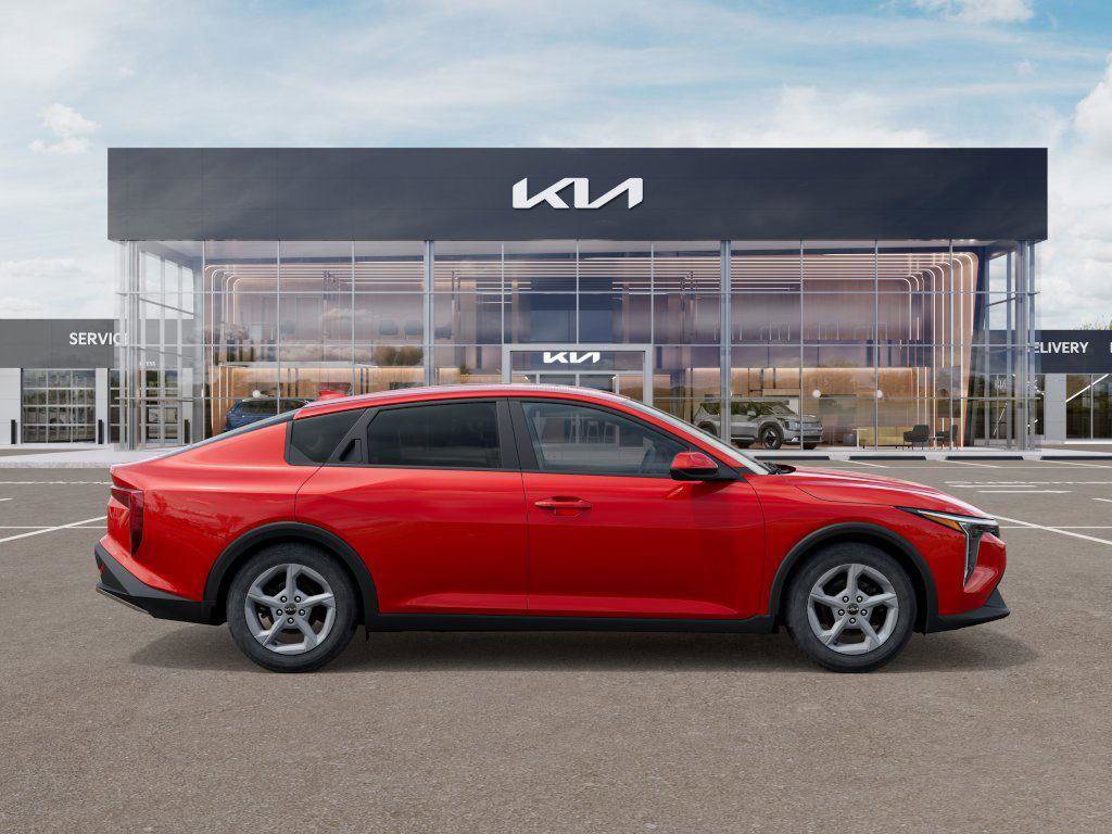New 2025 Kia K4 LX image 8