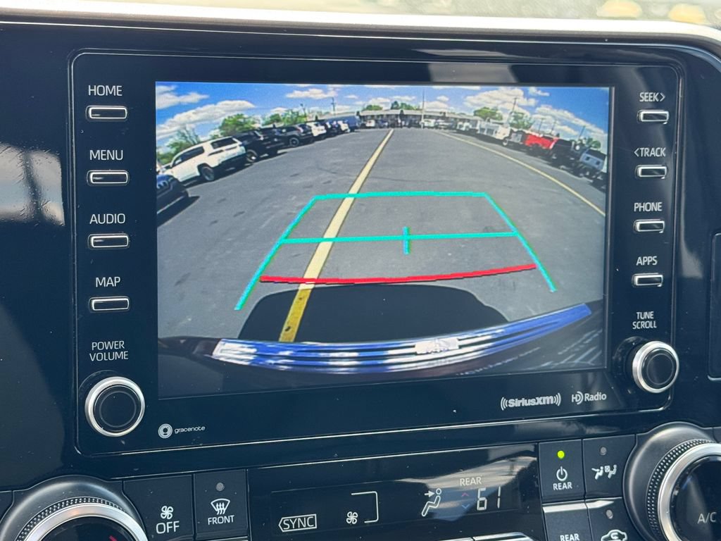 Used 2021 Toyota Highlander XLE FWD image 36