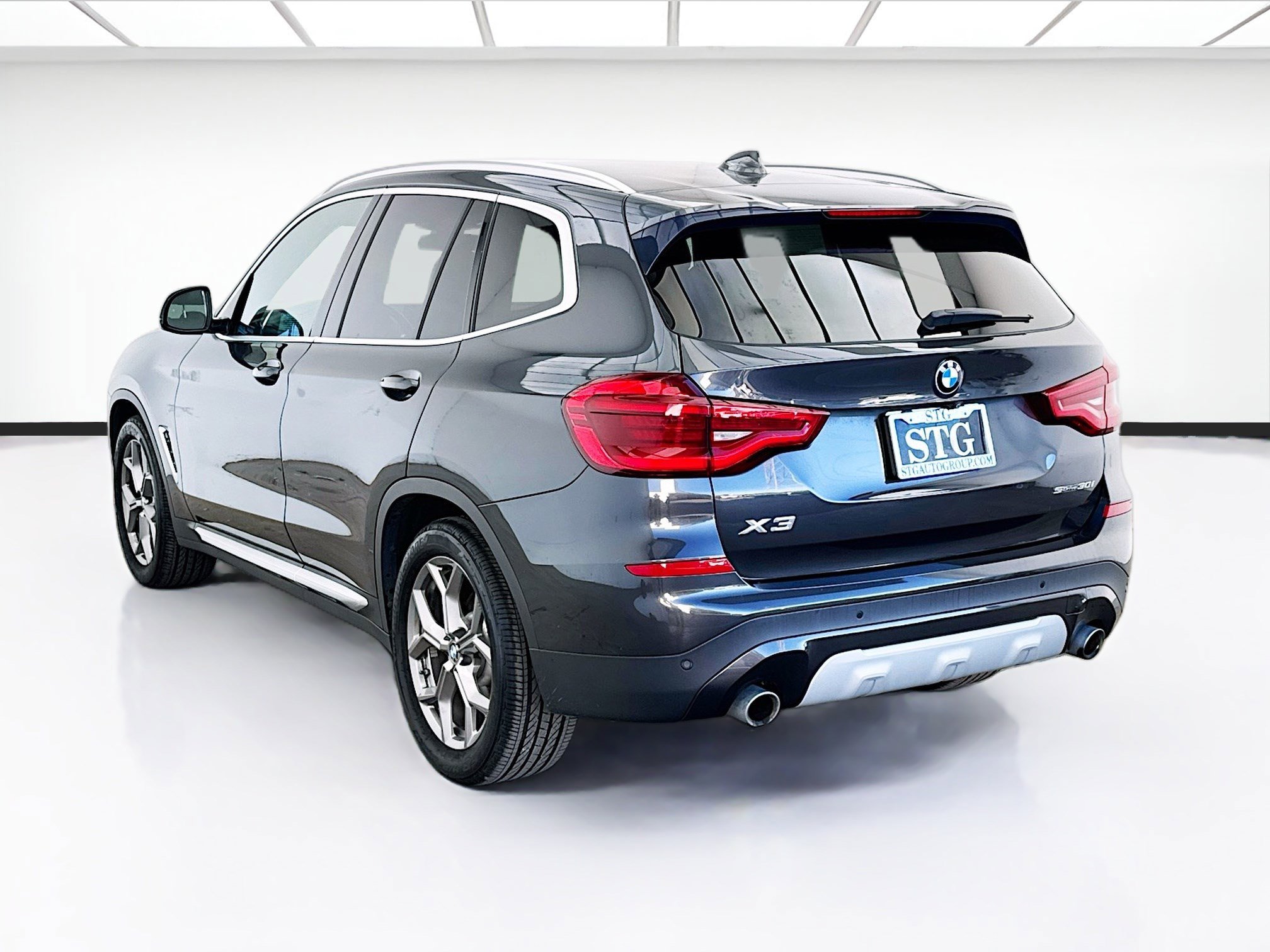 Used 2020 BMW X3 sDrive30i w/ Driving Assistance Package RWD image 6