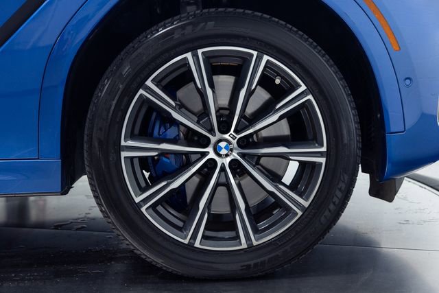 Used 2020 BMW X6 M50i w/ Executive Package image 26