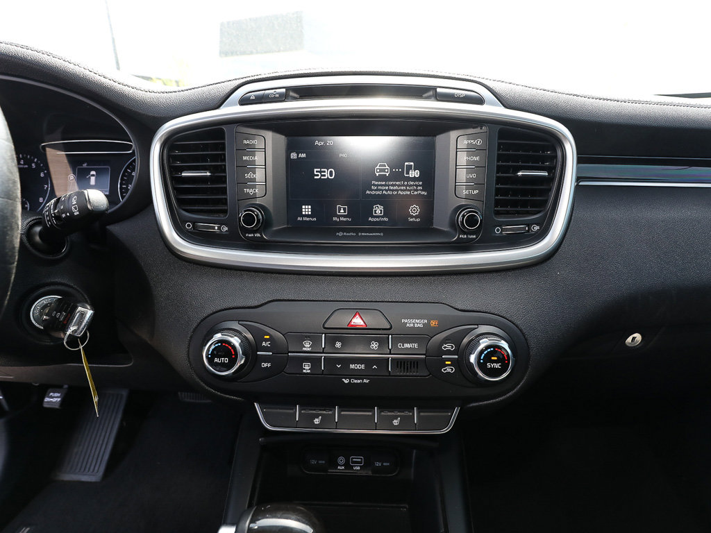 Used 2018 Kia Sorento LX FWD image 16