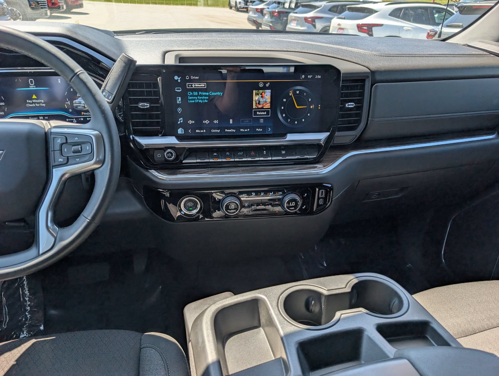 Used 2023 Chevrolet Silverado 1500 LT AWD/4WD image 17