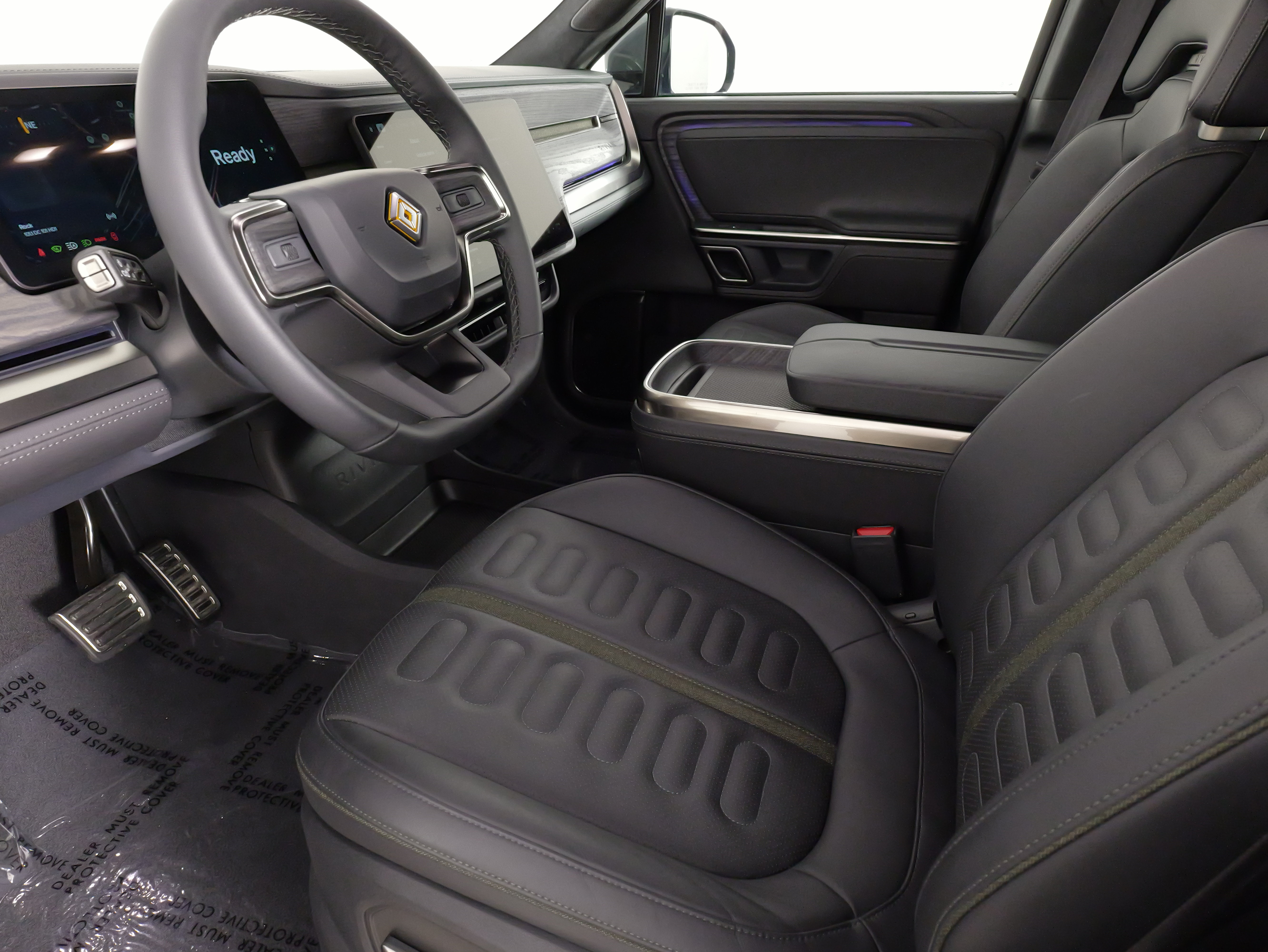 Used 2023 Rivian R1S Adventure AWD/4WD image 29
