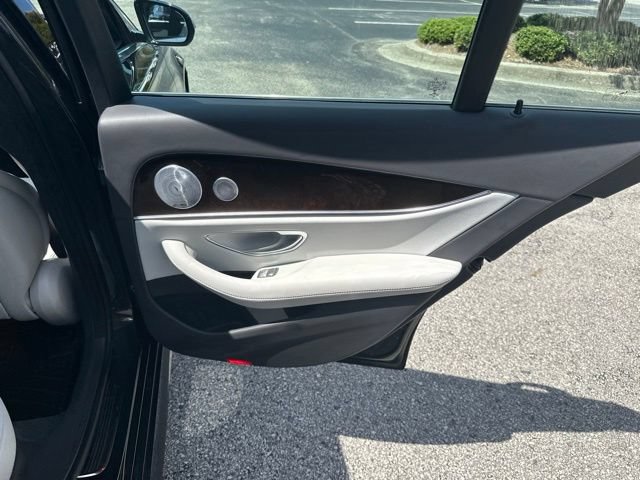 Used 2021 Mercedes-Benz E 350 4MATIC Sedan image 32