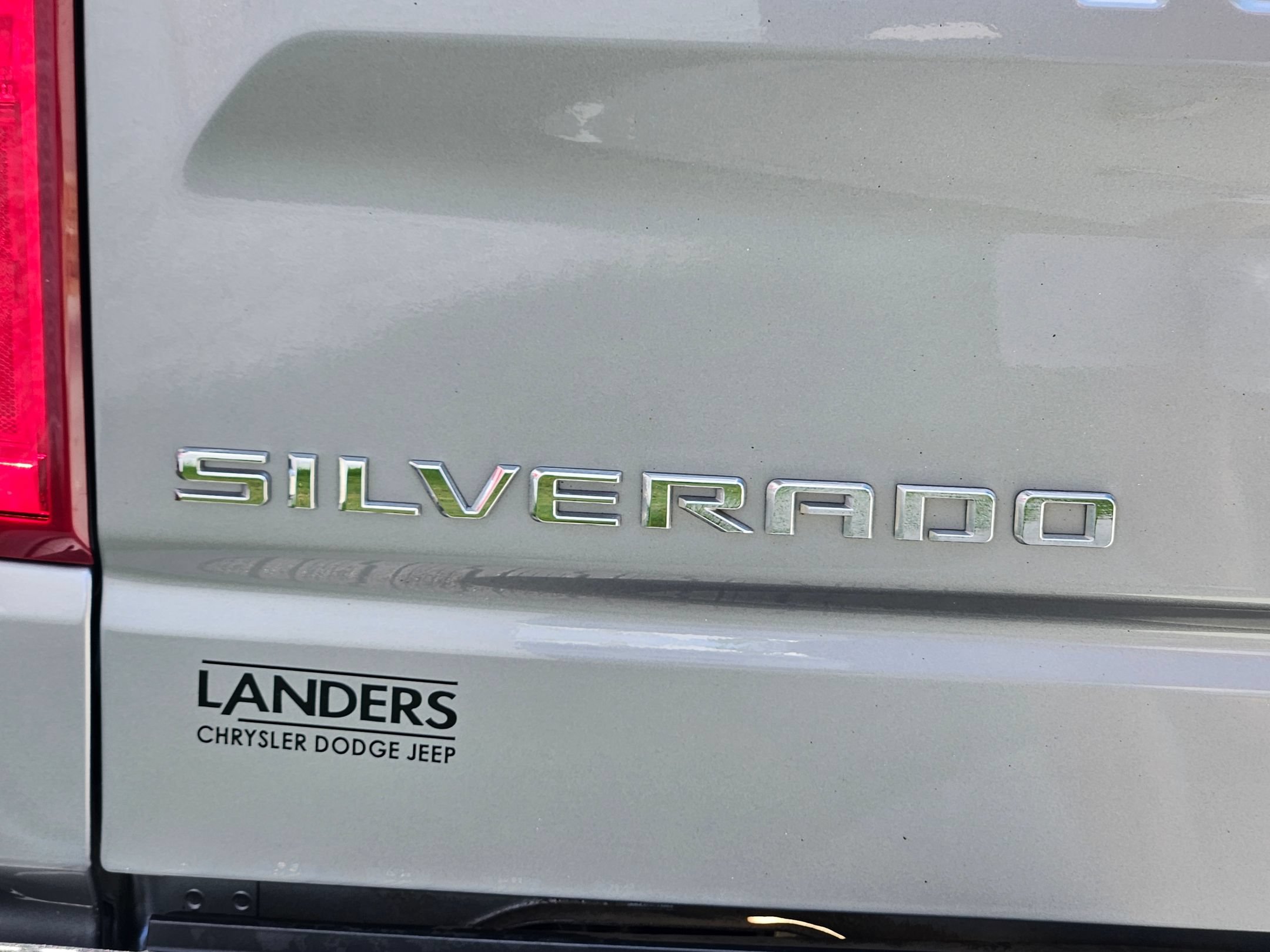 Used 2024 Chevrolet Silverado 1500 RST AWD/4WD image 30
