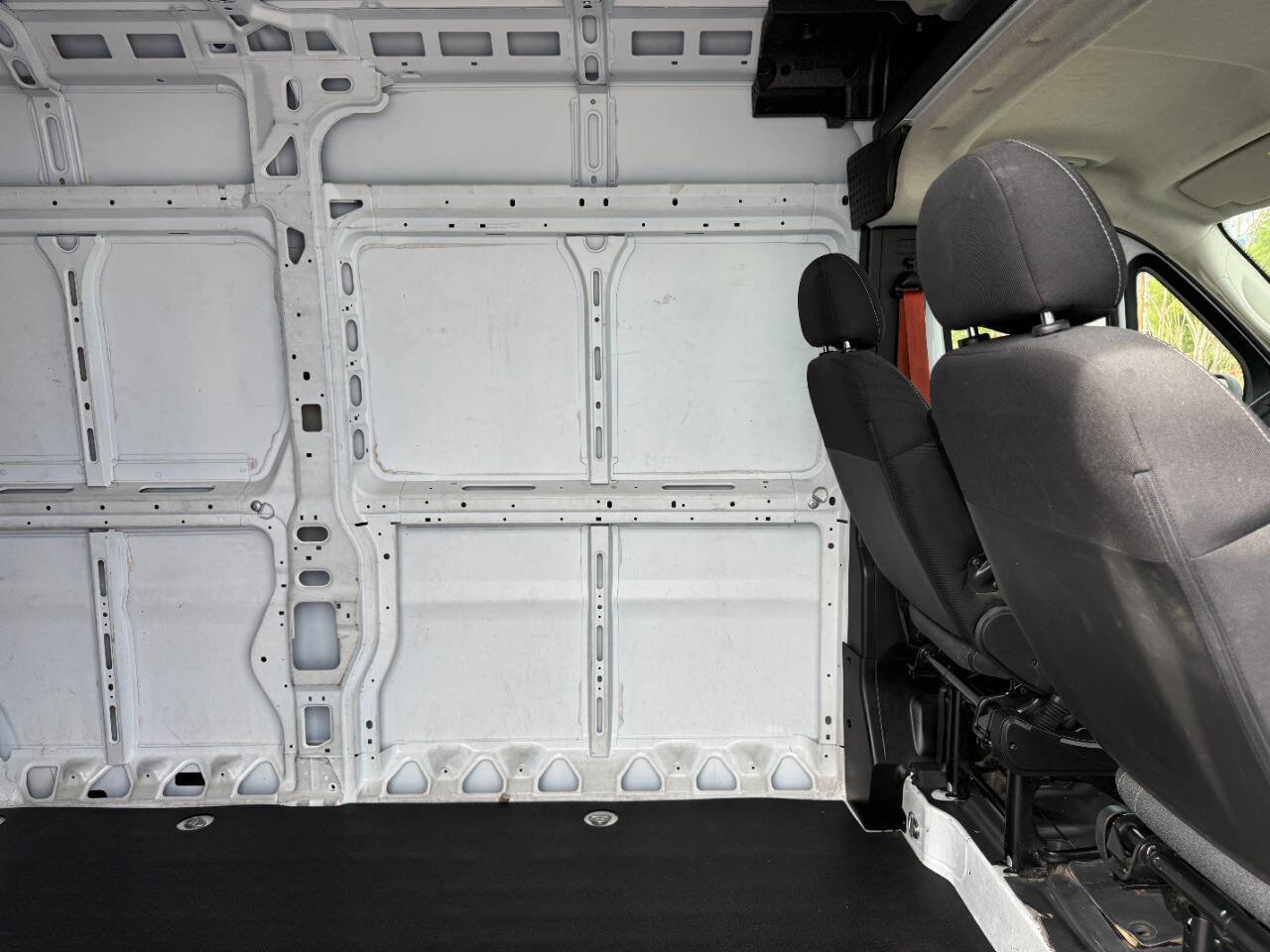 Used 2023 RAM ProMaster 3500 w/ Driver Convenience Group FWD image 25