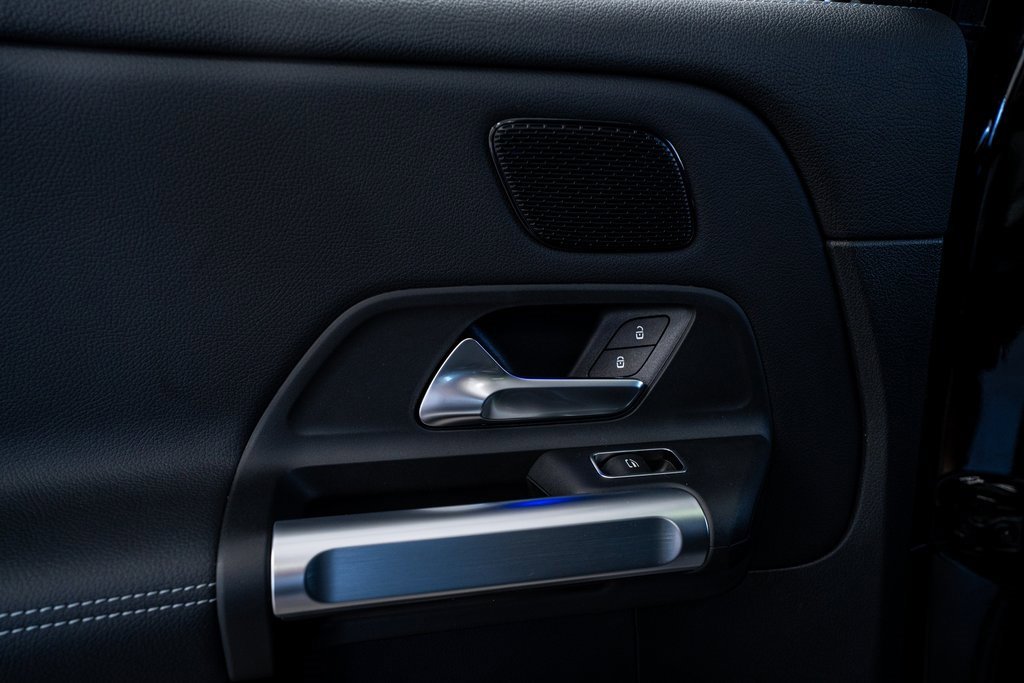 Used 2023 Mercedes-Benz EQB 350 4MATIC SUV w/ Exclusive Package image 54