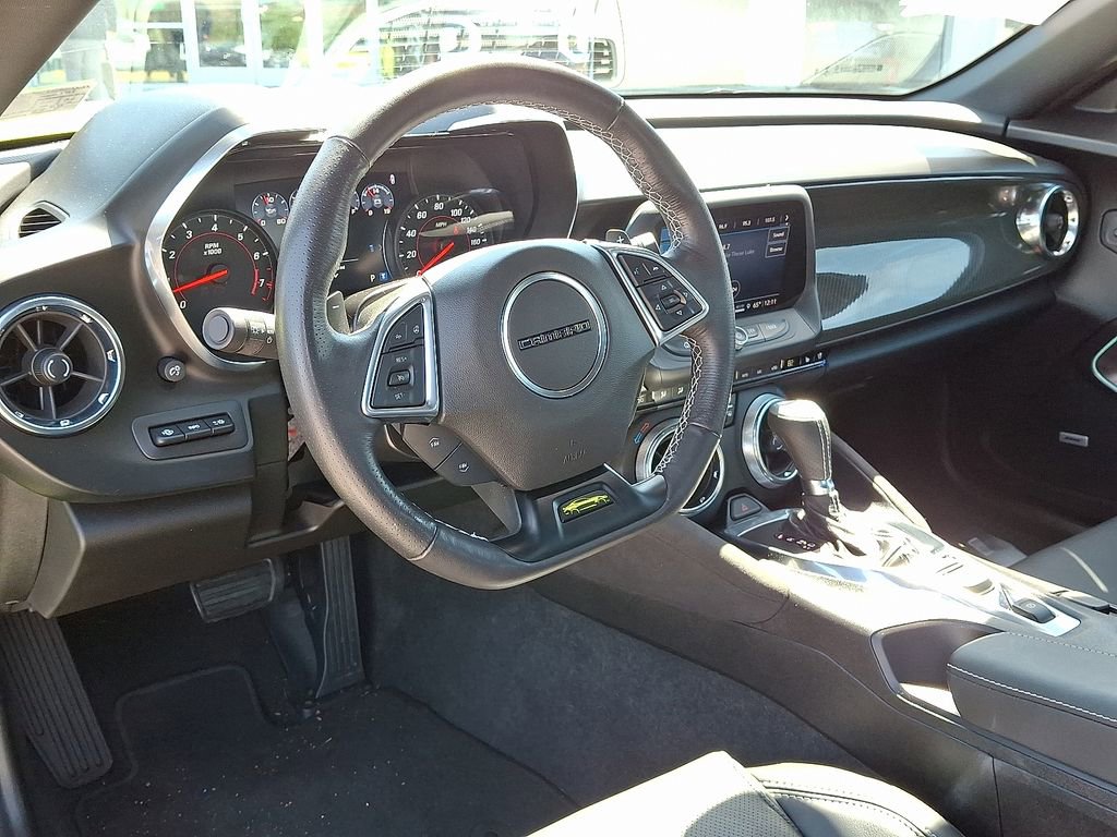 Used 2021 Chevrolet Camaro SS RWD image 11