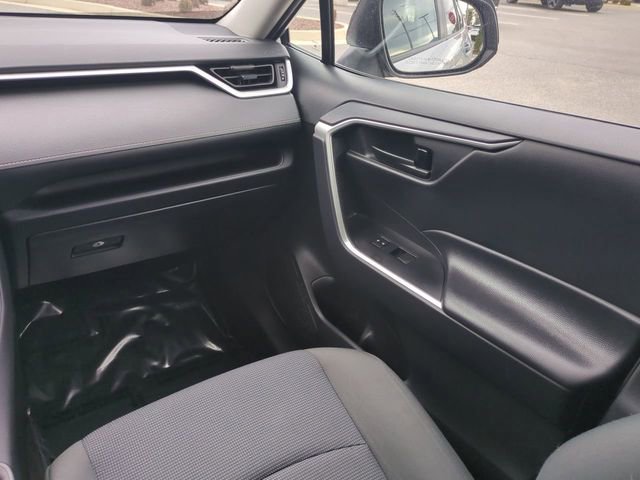 Used 2024 Toyota RAV4 LE image 17