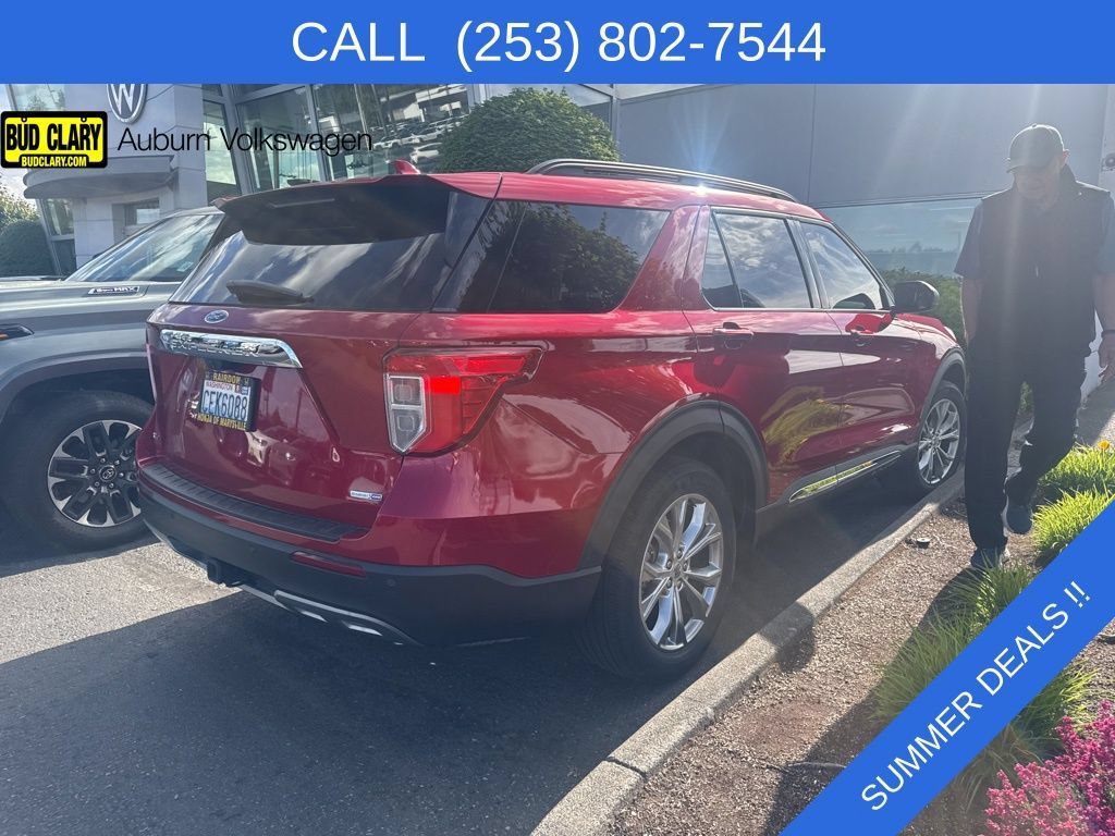 Used 2020 Ford Explorer XLT w/ Equipment Group 202A AWD/4WD image 1