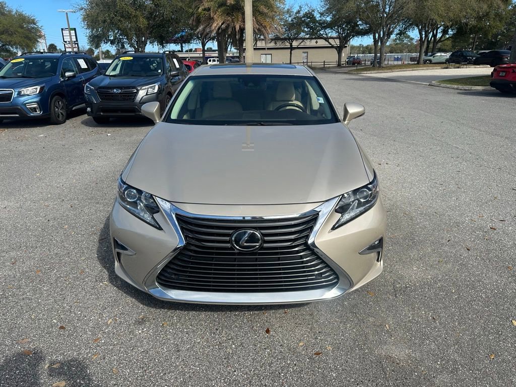 Used 2018 Lexus ES 350 w/ Navigation System Package image 12