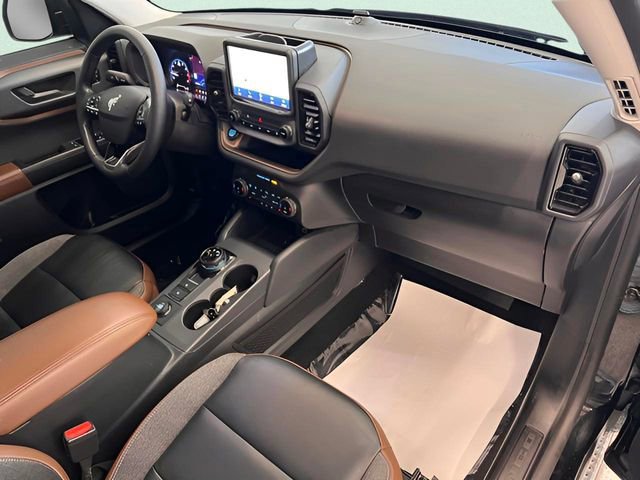 Used 2023 Ford Bronco Sport Outer Banks w/ Tech Package image 12