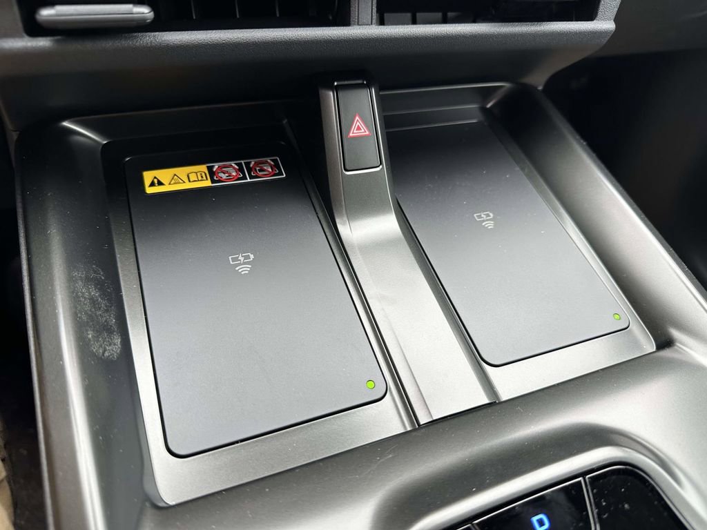 New 2026 Subaru Solterra Premium image 22