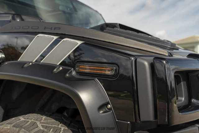 Used 2004 HUMMER H2 w/ Preferred Equipment Group image 87