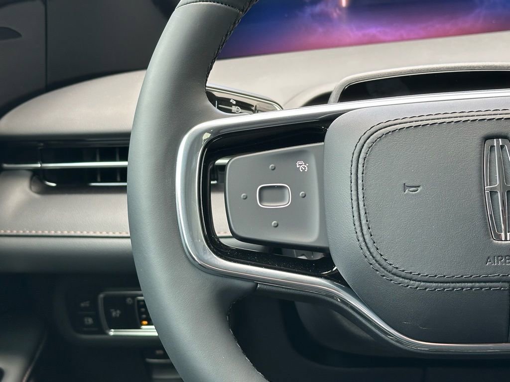 New 2026 Lincoln Nautilus Reserve w/ Jet Appearance Package AWD/4WD image 9