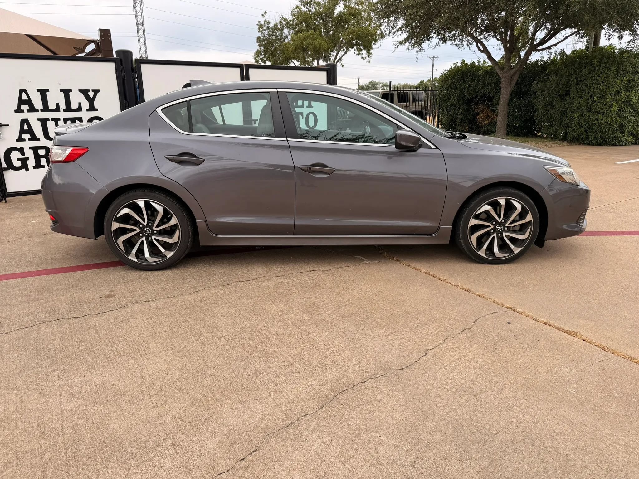 Used 2018 Acura ILX w/ Special Edition Package FWD image 6