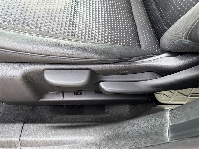 Used 2024 Chevrolet Trax LT w/ Driver Confidence Package image 13