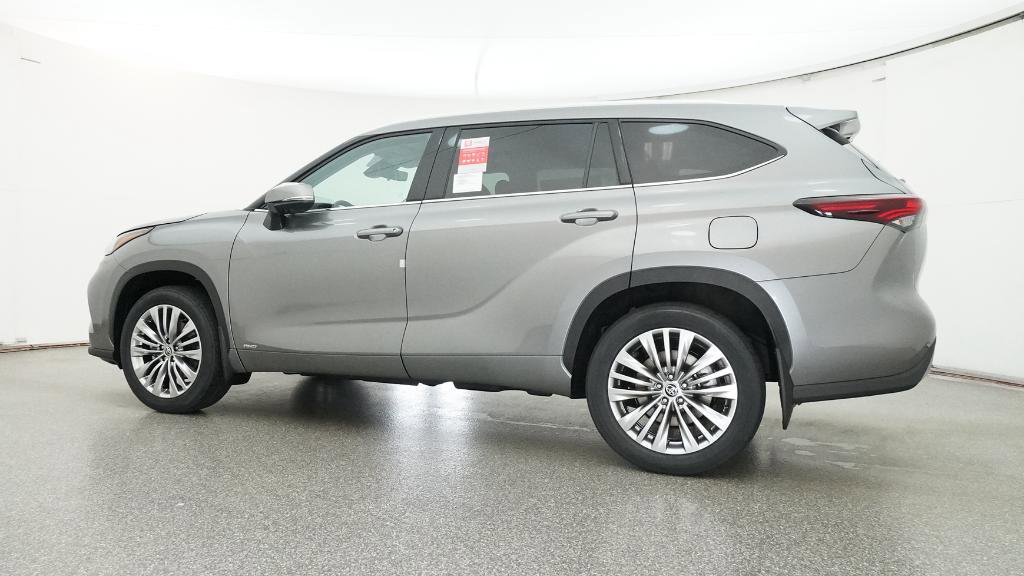 New 2026 Toyota Highlander Platinum image 34