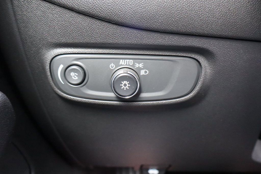 Used 2022 Chevrolet Equinox LT FWD image 14