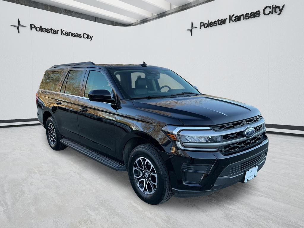 Used 2024 Ford Expedition Max XLT image 1