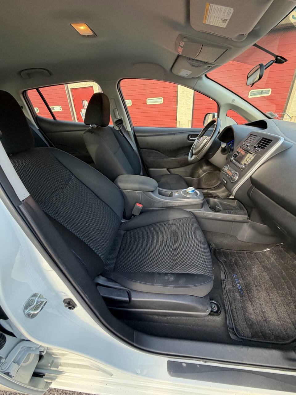 Used 2015 Nissan Leaf S w/ Charge Package image 35