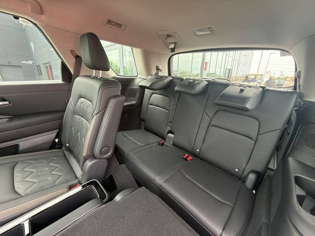 New 2026 Nissan Pathfinder Platinum AWD/4WD image 23