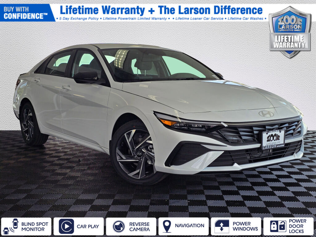 New 2025 Hyundai Elantra SEL image 1