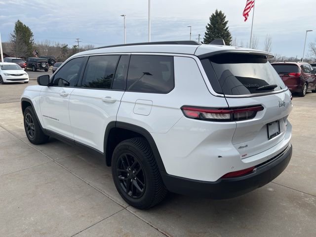 Certified 2024 Jeep Grand Cherokee L Laredo w/ Luxury Tech Group I image 4