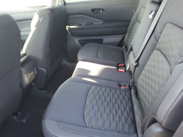 New 2026 Nissan Pathfinder SV image 15