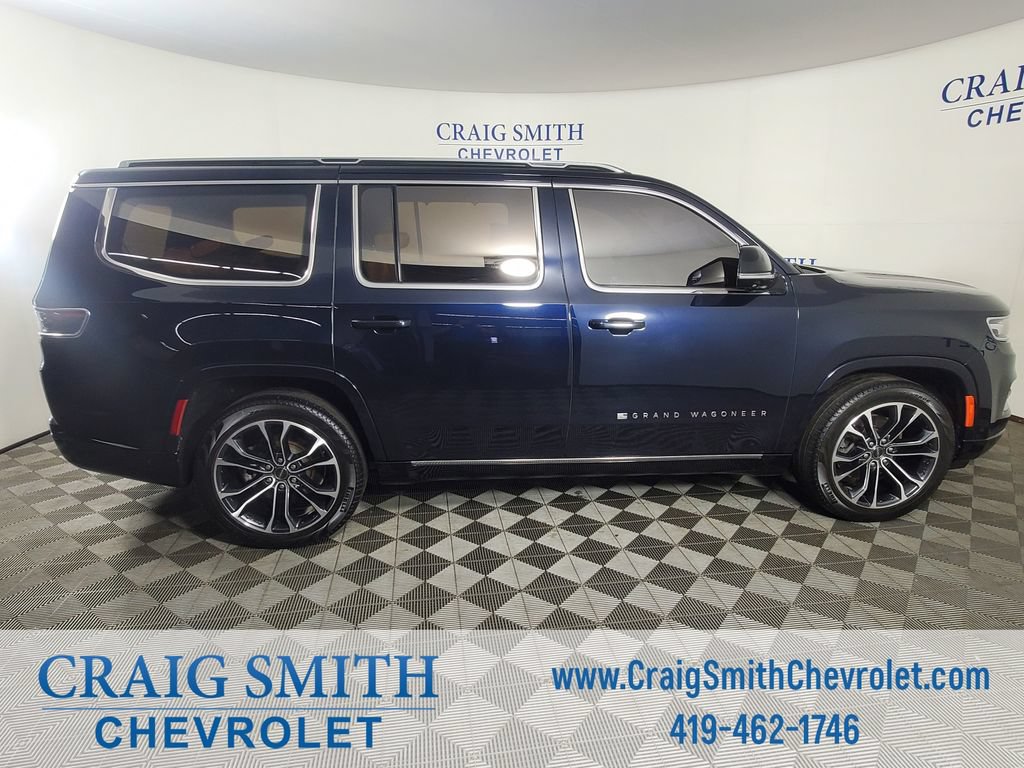 Used 2023 Jeep Grand Wagoneer Series III AWD/4WD image 5