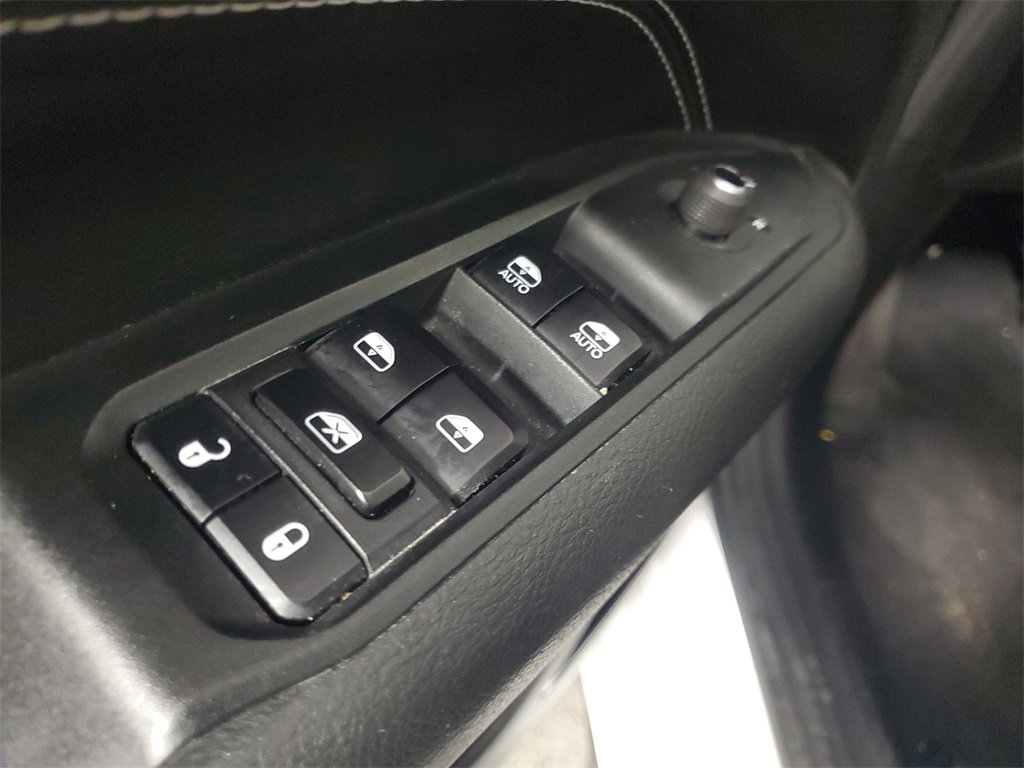 Used 2022 Jeep Compass High Altitude image 14