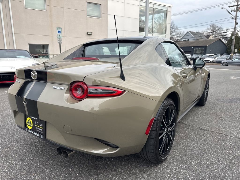 Used 2024 MAZDA MX-5 Miata RF Grand Touring image 17