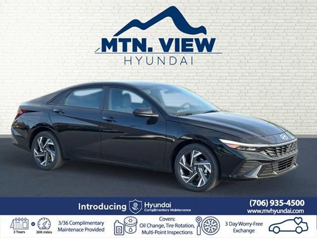 New 2025 Hyundai Elantra SEL image 1