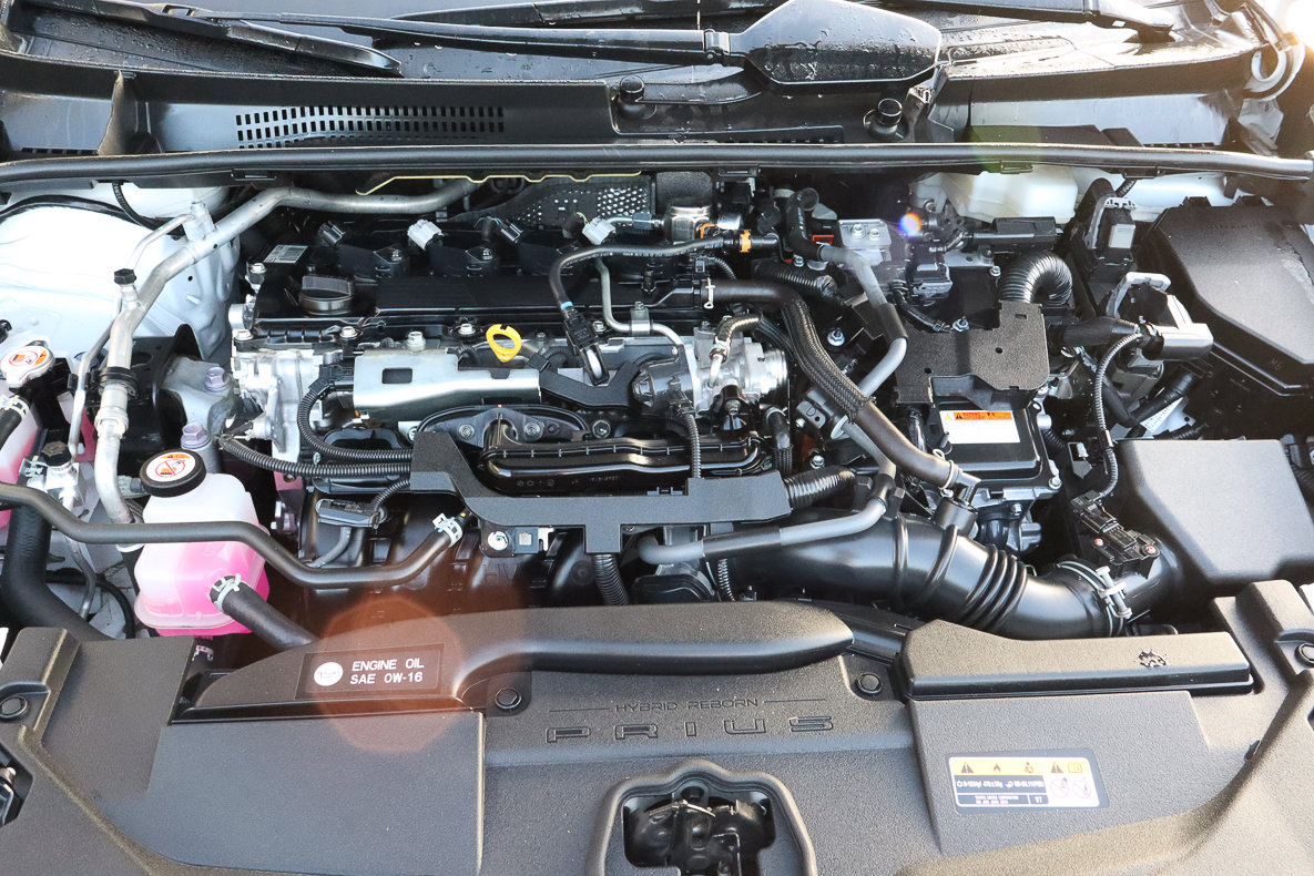 Used 2024 Toyota Prius LE image 18