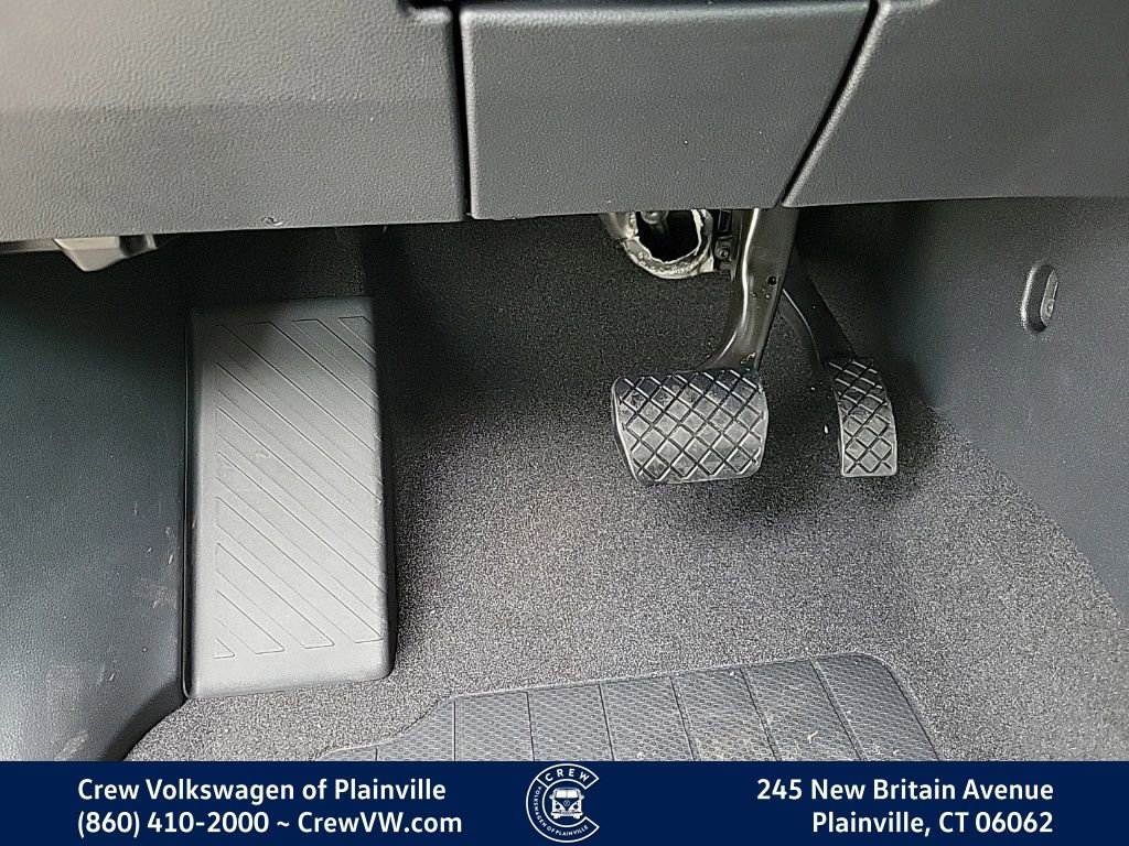 New 2026 Volkswagen Atlas SE image 40