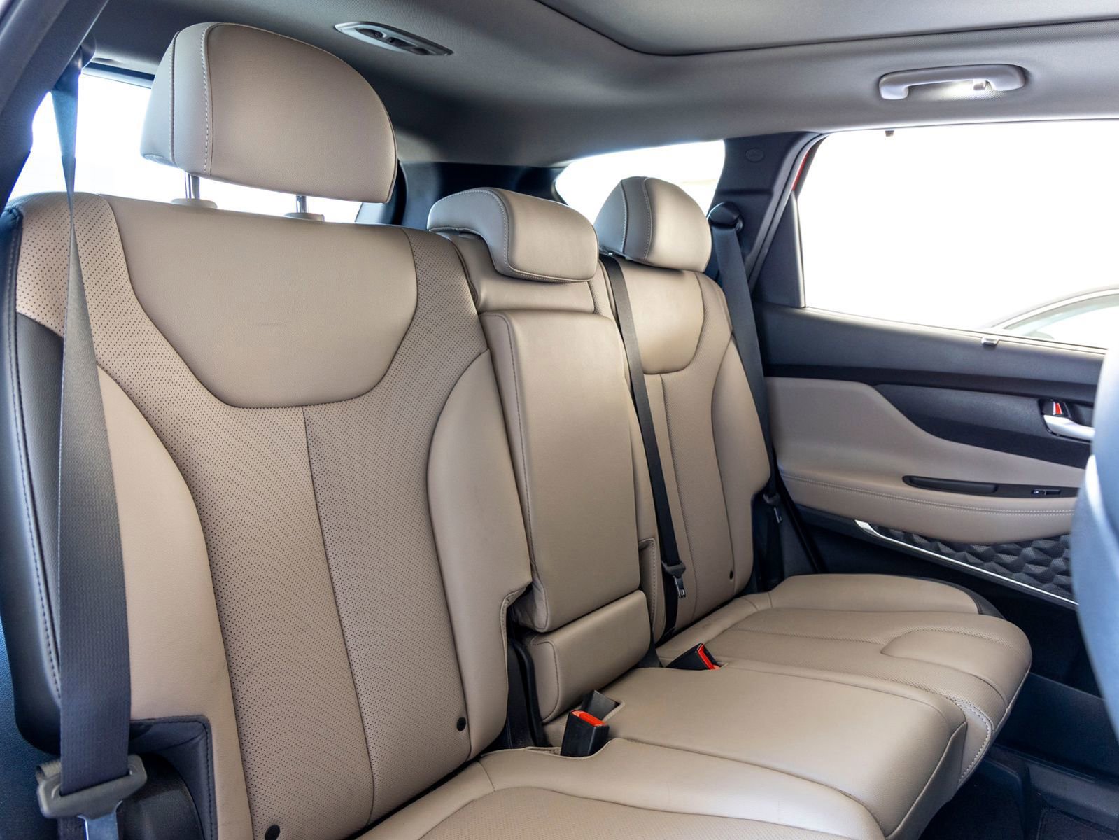 Used 2023 Hyundai Santa Fe SEL Premium AWD/4WD image 24